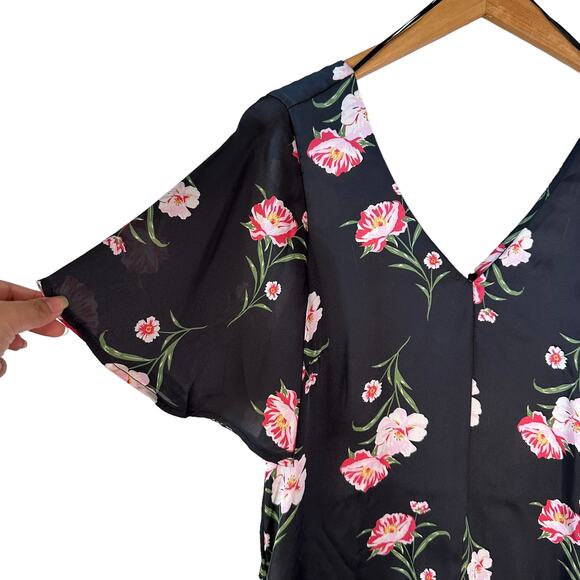 Chelsea28 Women's Floral Print V Neck Short Sleeve Romper Black Red Size Small - Picture 7 of 16